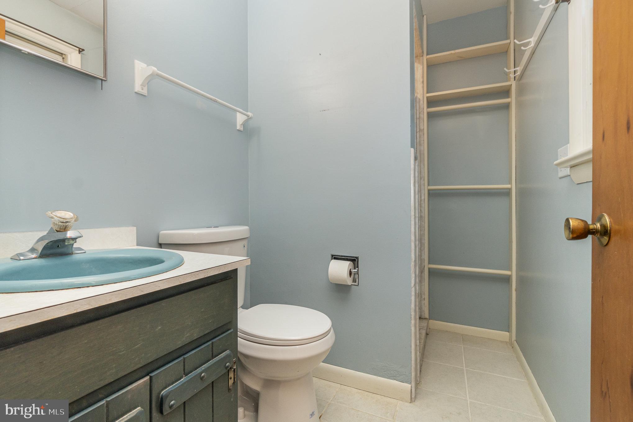 811 Newport Road Manheim, PA 17545 - Photo 22 of 42