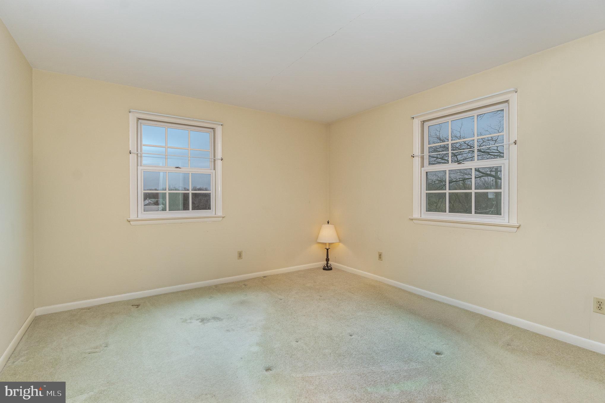 811 Newport Road Manheim, PA 17545 - Photo 24 of 42