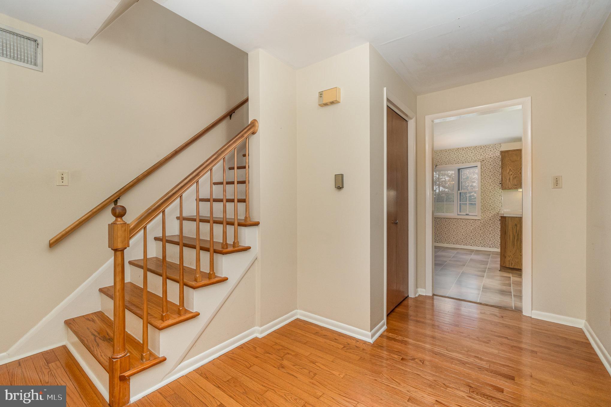 811 Newport Road Manheim, PA 17545 - Photo 6 of 42