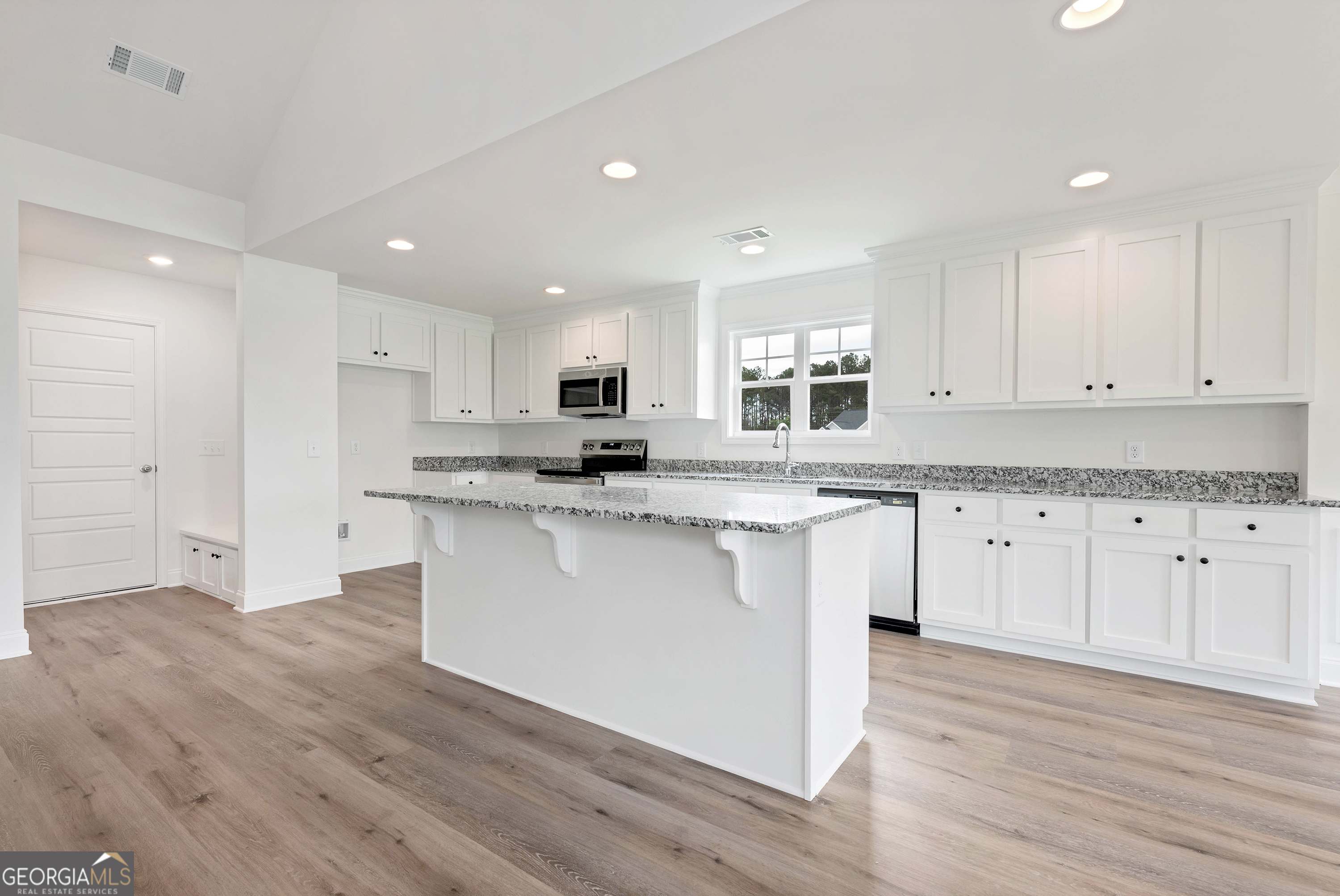 6376 Brockton Loop Jefferson, GA 30549 - Photo 26 of 59