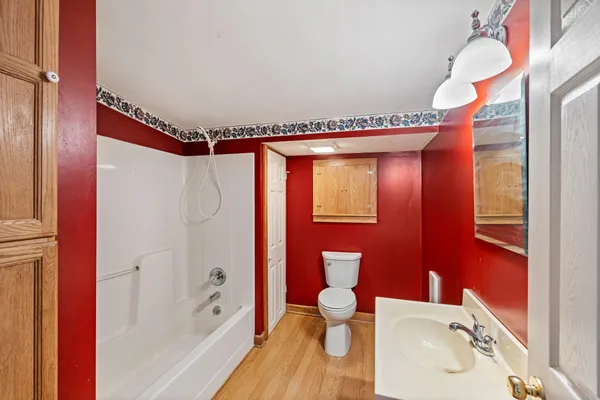 $385,000 | 3360 Senedo Road, Quicksburg, VA 22847