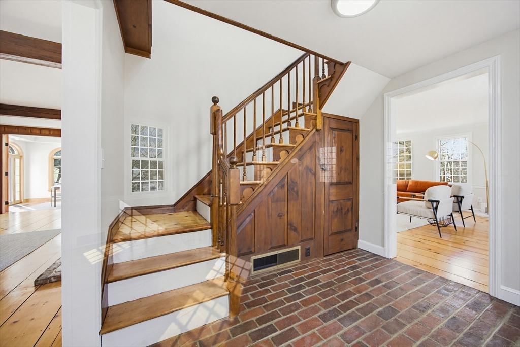 16 Coleman Road Newbury, MA 01922 - Photo 2 of 39