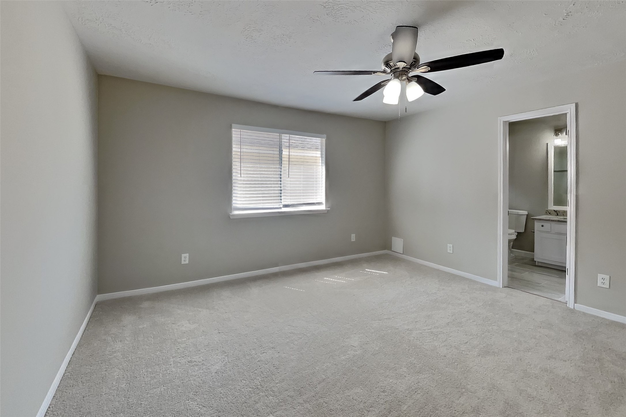 14918 Laytham Lane Sugar Land, TX 77498 - Photo 18 of 32