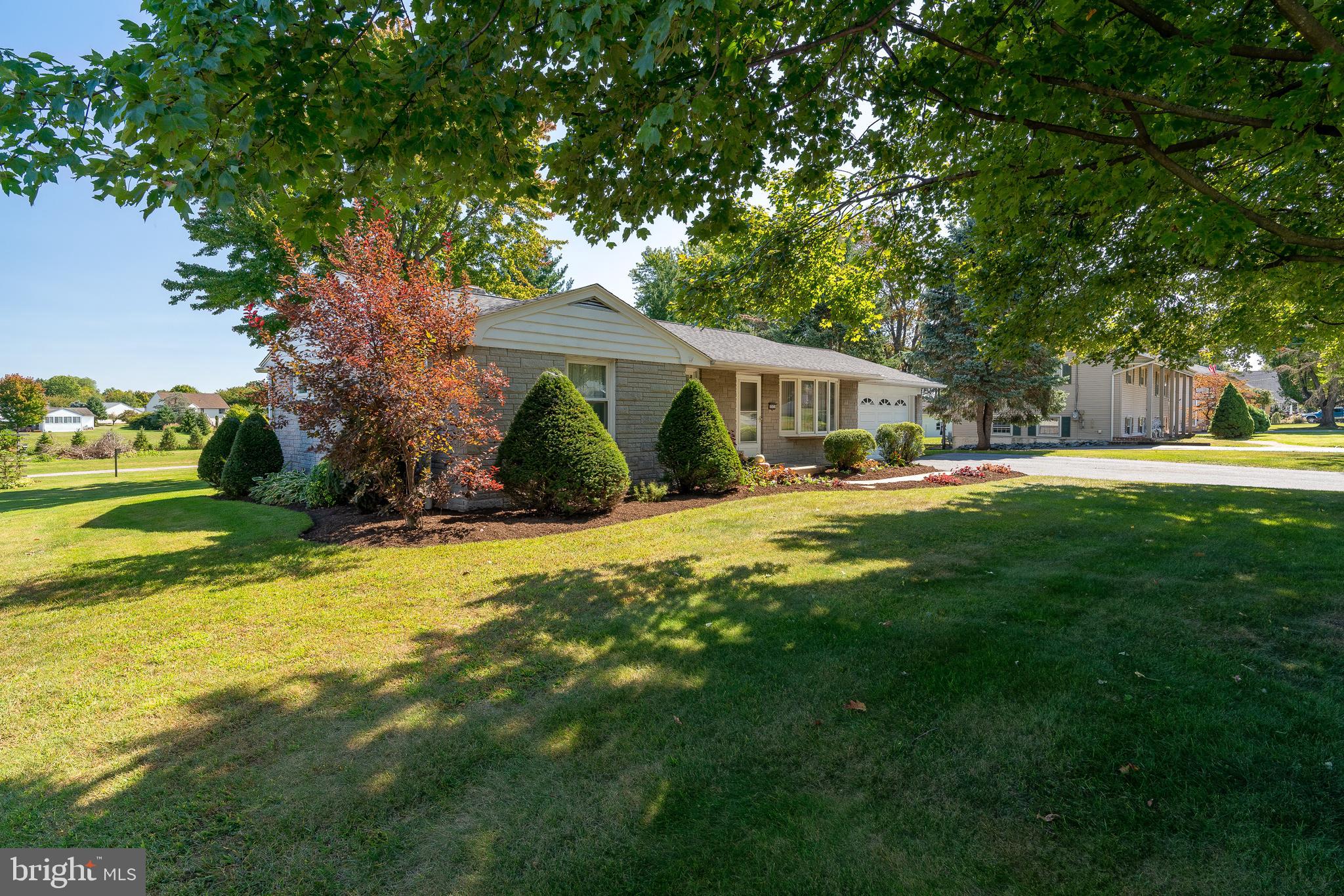 213 Colebrook Road Elizabethtown, PA 17022 - Photo 4 of 53 Gallery Image 4