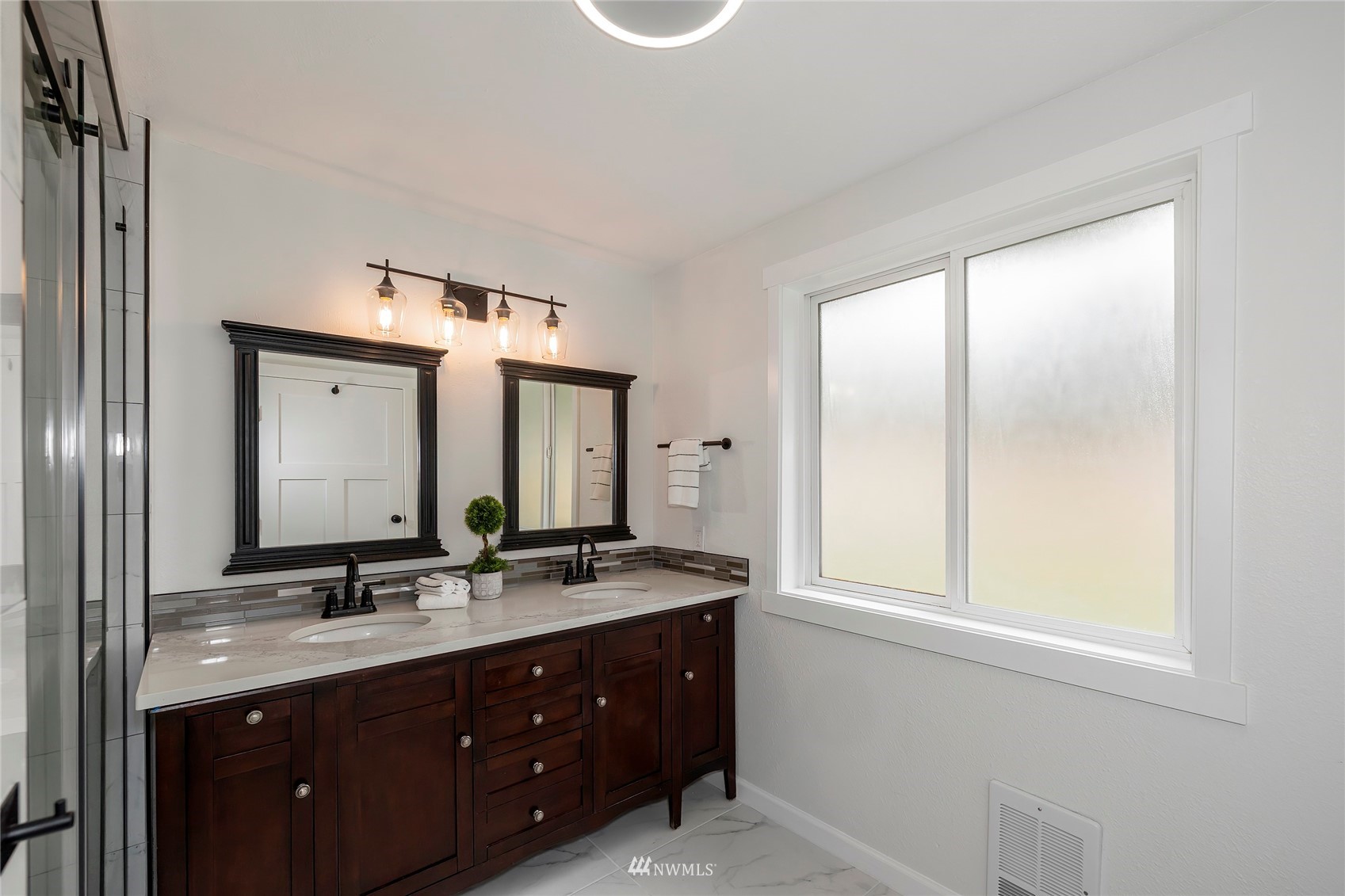 1257 Southeast Cedar Road Port Orchard, WA 98367 - Photo 21 of 29 Gallery Image 21