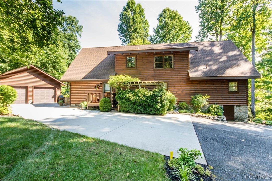 11700 Holly Hill Road Chester, VA 23831 - Photo 4 of 50 Gallery Image 4