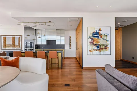 $3,300,000 | 255 Hennepin Avenue, Unit 3303, Minneapolis, MN 55401