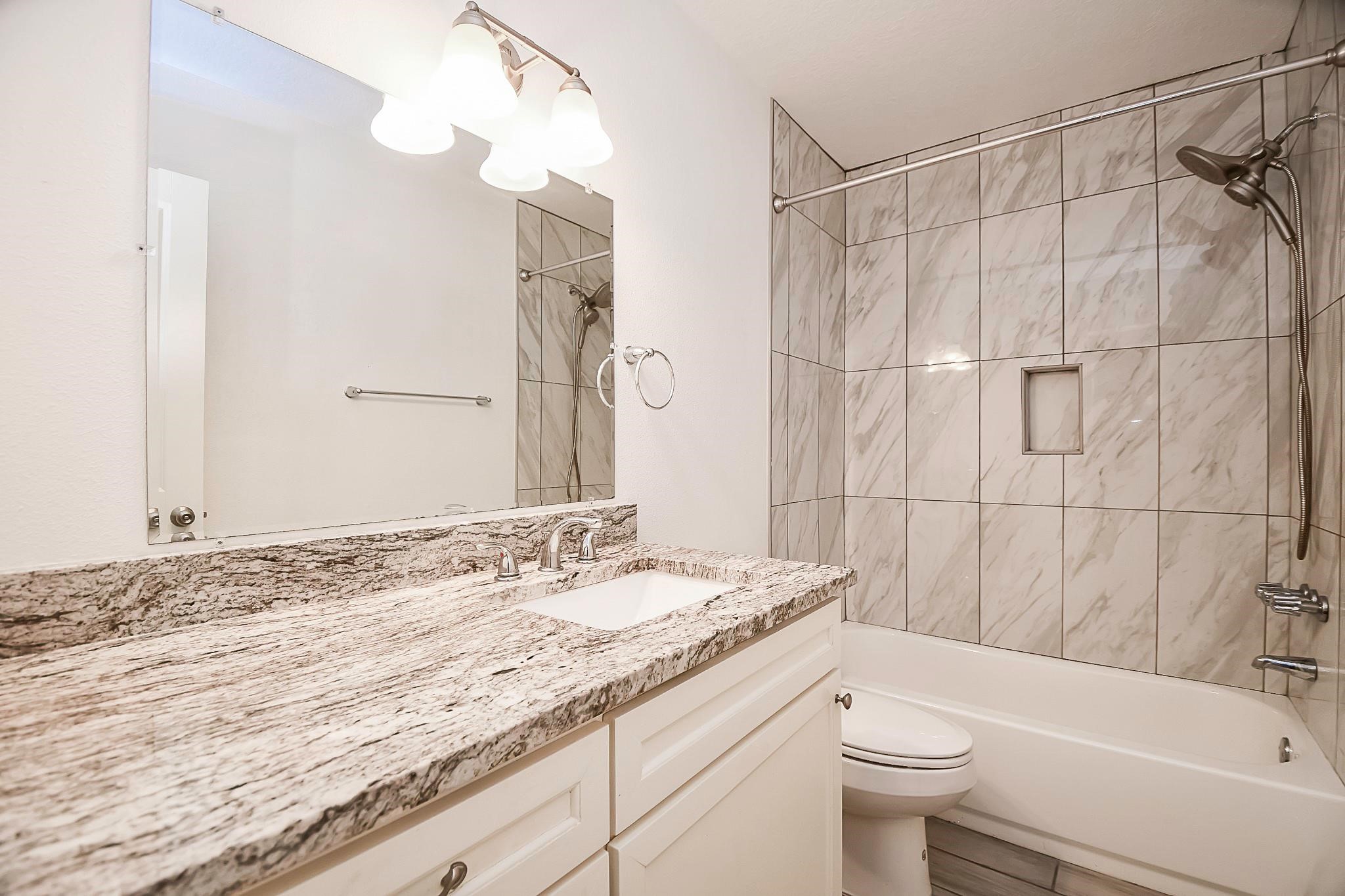 820 Threadneedle Street, Unit 253 Houston, TX 77079 - Photo 14 of 31 Gallery Image 14