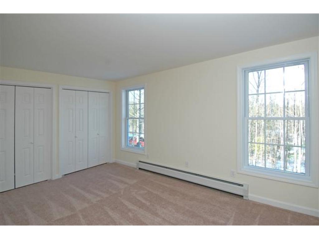 36 Crestview Lane, Unit 36 Rochester, NH 03839 - Photo 11 of 17