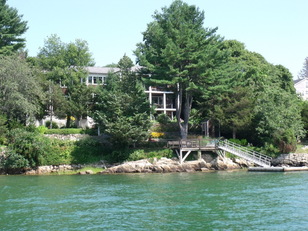 87 Riverview Road Gloucester, MA 01930 - Photo 3 of 15 Gallery Image 3