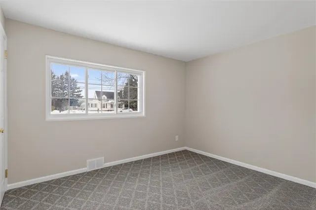 $169,900 | 1490 Ridgeway Avenue, Greece, NY 14615