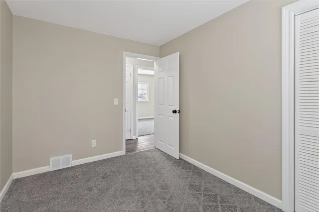 $169,900 | 1490 Ridgeway Avenue, Greece, NY 14615