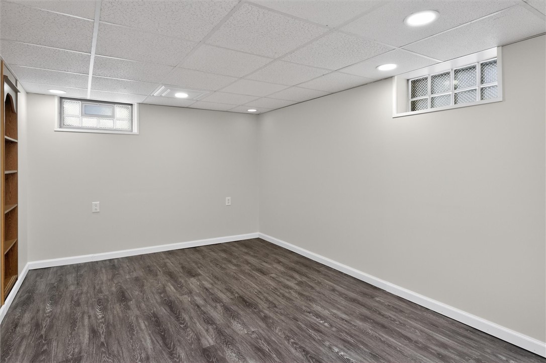 1490 Ridgeway Avenue Greece, NY 14615 - Photo 31 of 35