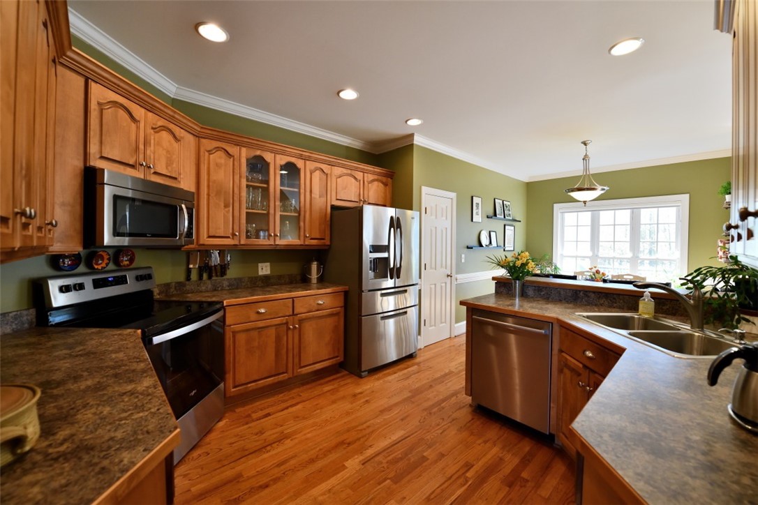 114 Bancroft Court Central, SC 29630 - Photo 6 of 35 Gallery Image 6