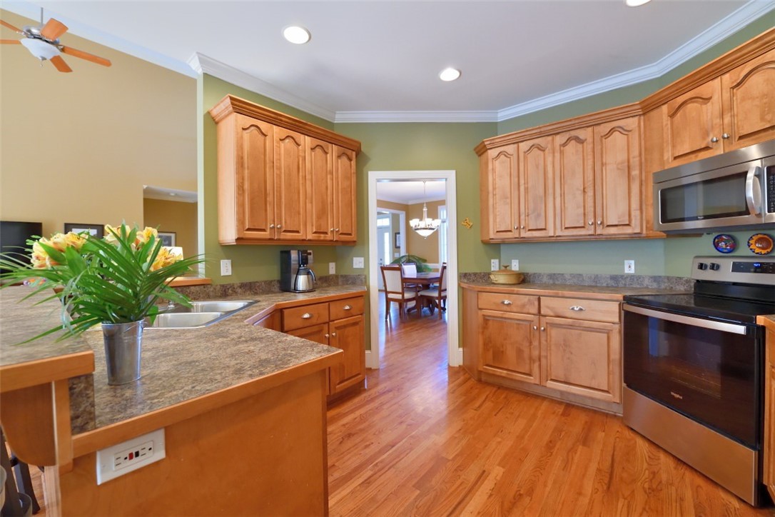 114 Bancroft Court Central, SC 29630 - Photo 8 of 35 Gallery Image 8