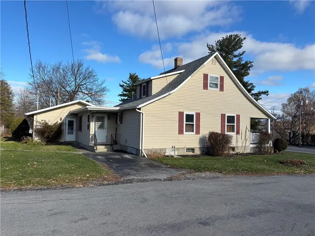 $268,500 | 118 Central Avenue, Jerusalem, NY 14478
