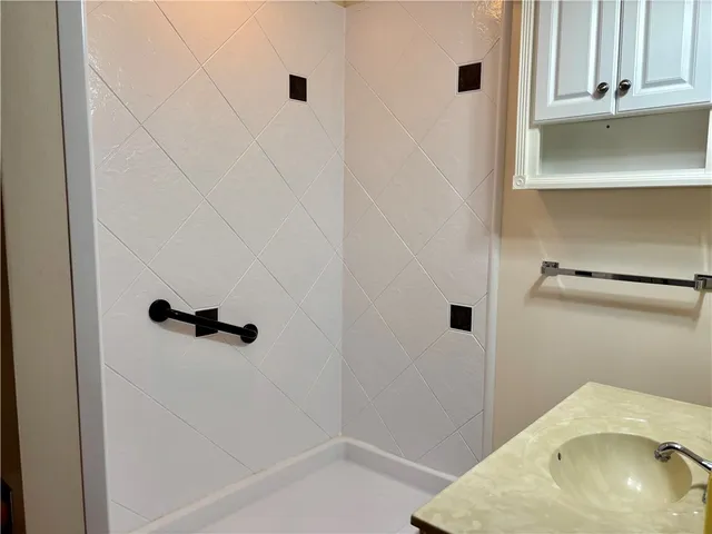 $268,500 | 118 Central Avenue, Jerusalem, NY 14478