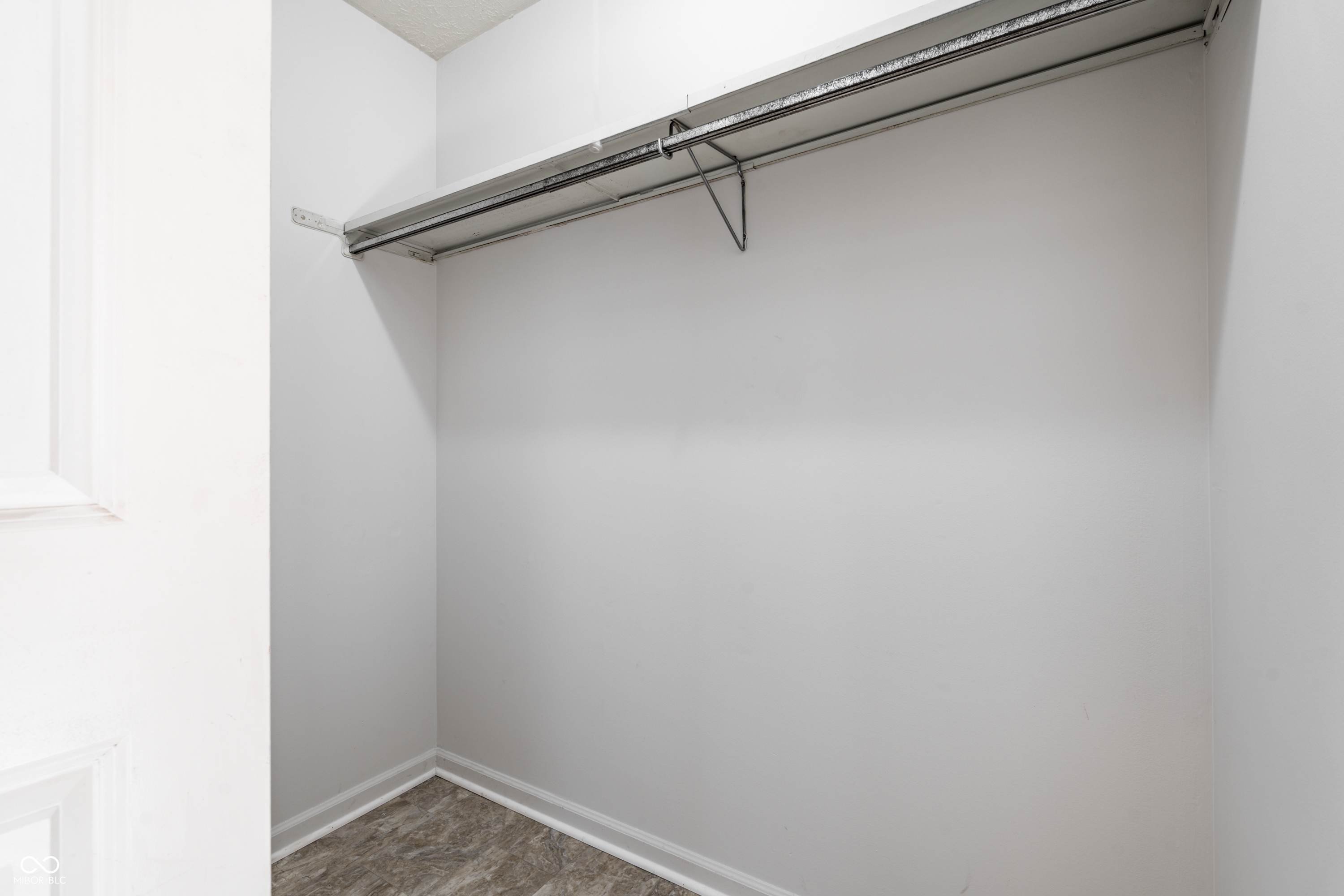 9648 Sycamore Road Carmel, IN 46032 - Photo 22 of 36 Gallery Image 22