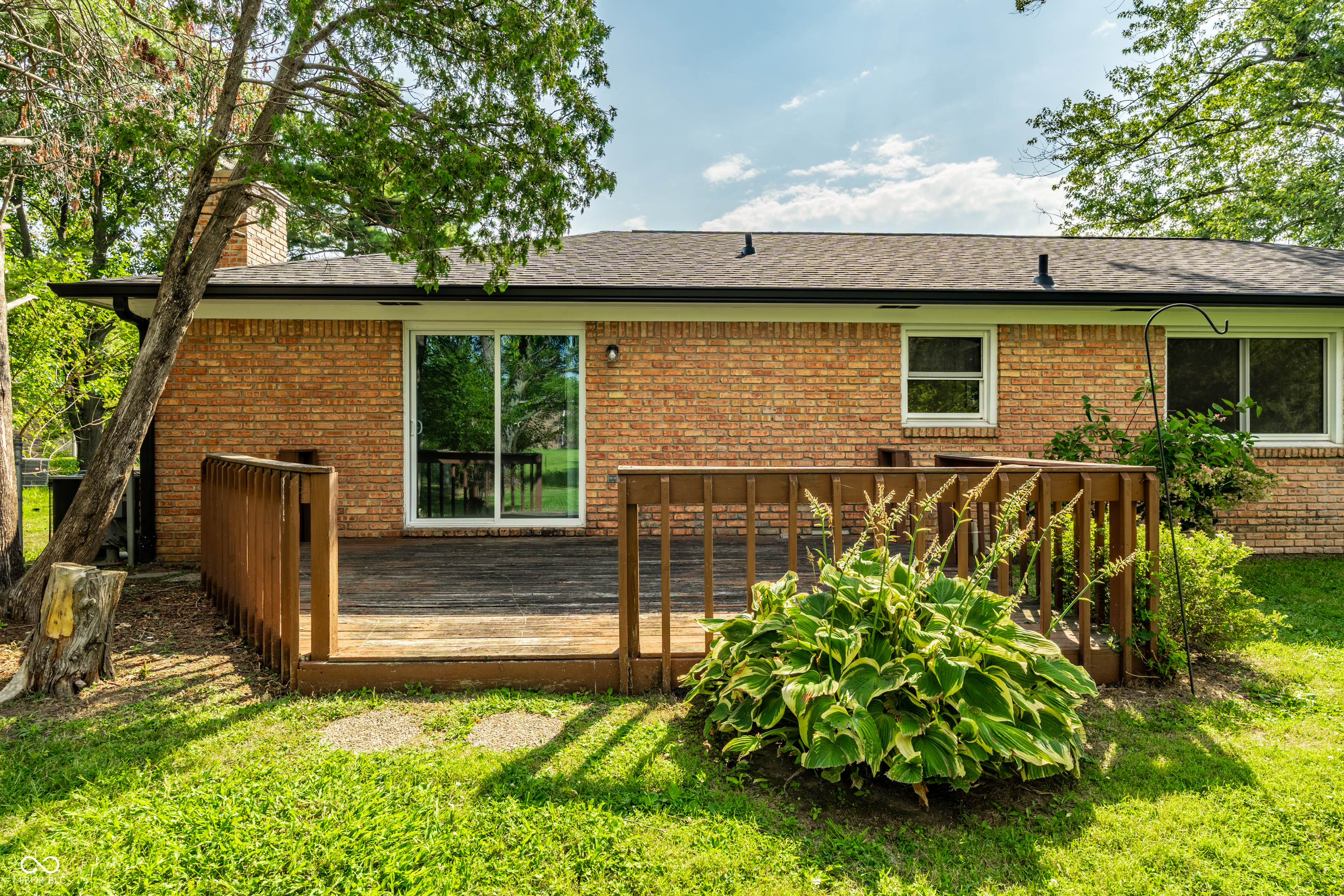9648 Sycamore Road Carmel, IN 46032 - Photo 30 of 36 Gallery Image 30