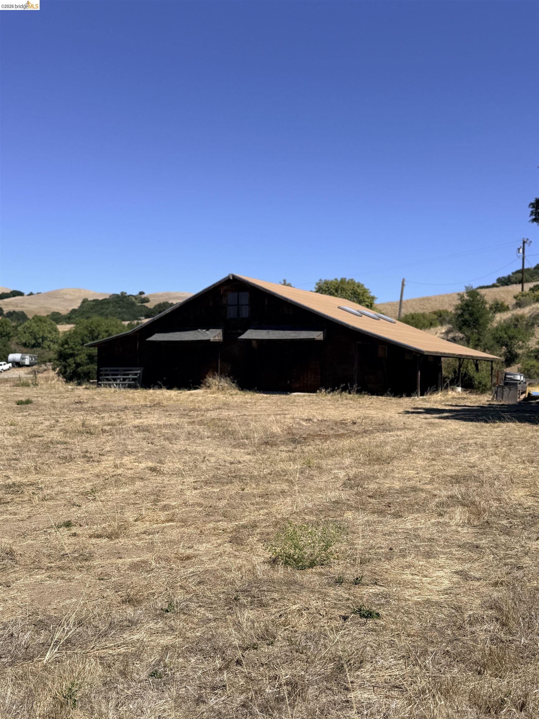 1169 Christie Road Martinez, CA 94553 - Photo 7 of 12 Gallery Image 7