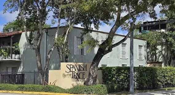 $2,100 | 10784 North Kendall Drive, Unit D4, Miami, FL 33176