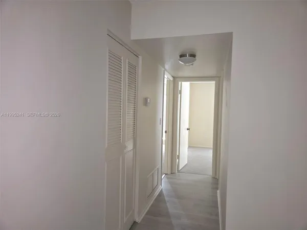 $2,100 | 10784 North Kendall Drive, Unit D4, Miami, FL 33176