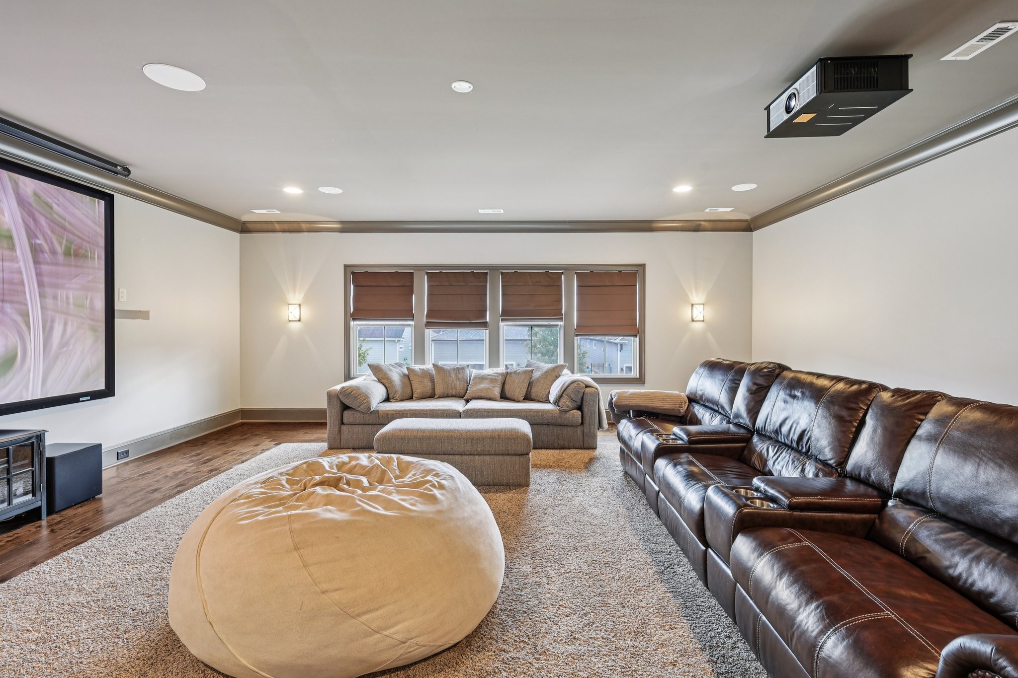 4129 River Links Drive Spring Hill, TN 37174 - Photo 14 of 33 a living room with furniture