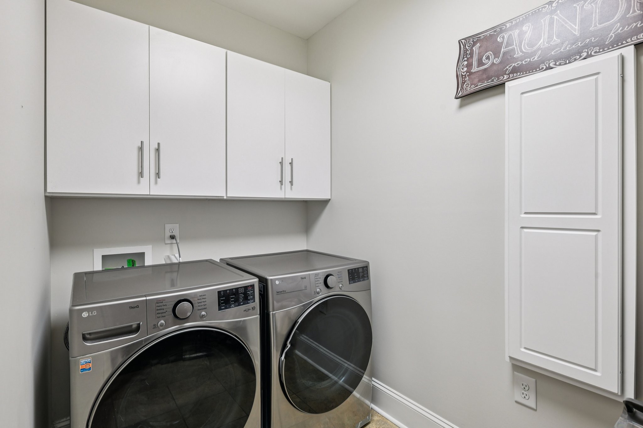 4129 River Links Drive Spring Hill, TN 37174 - Photo 20 of 33 a utility room with dryer and washer