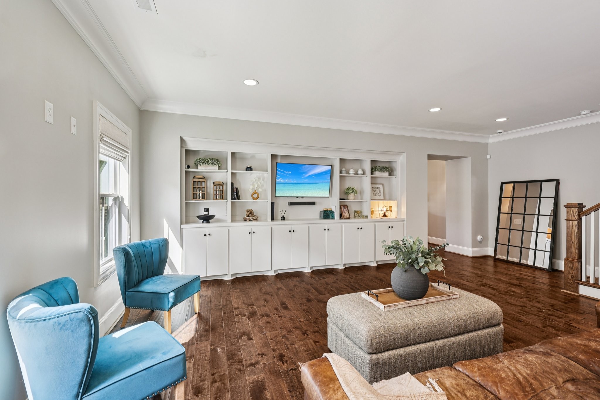 4129 River Links Drive Spring Hill, TN 37174 - Photo 5 of 33 a living room with furniture and wooden floor