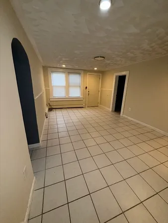 $2,700 | 68 Elliot Street, Unit 68, Brockton, MA 02302