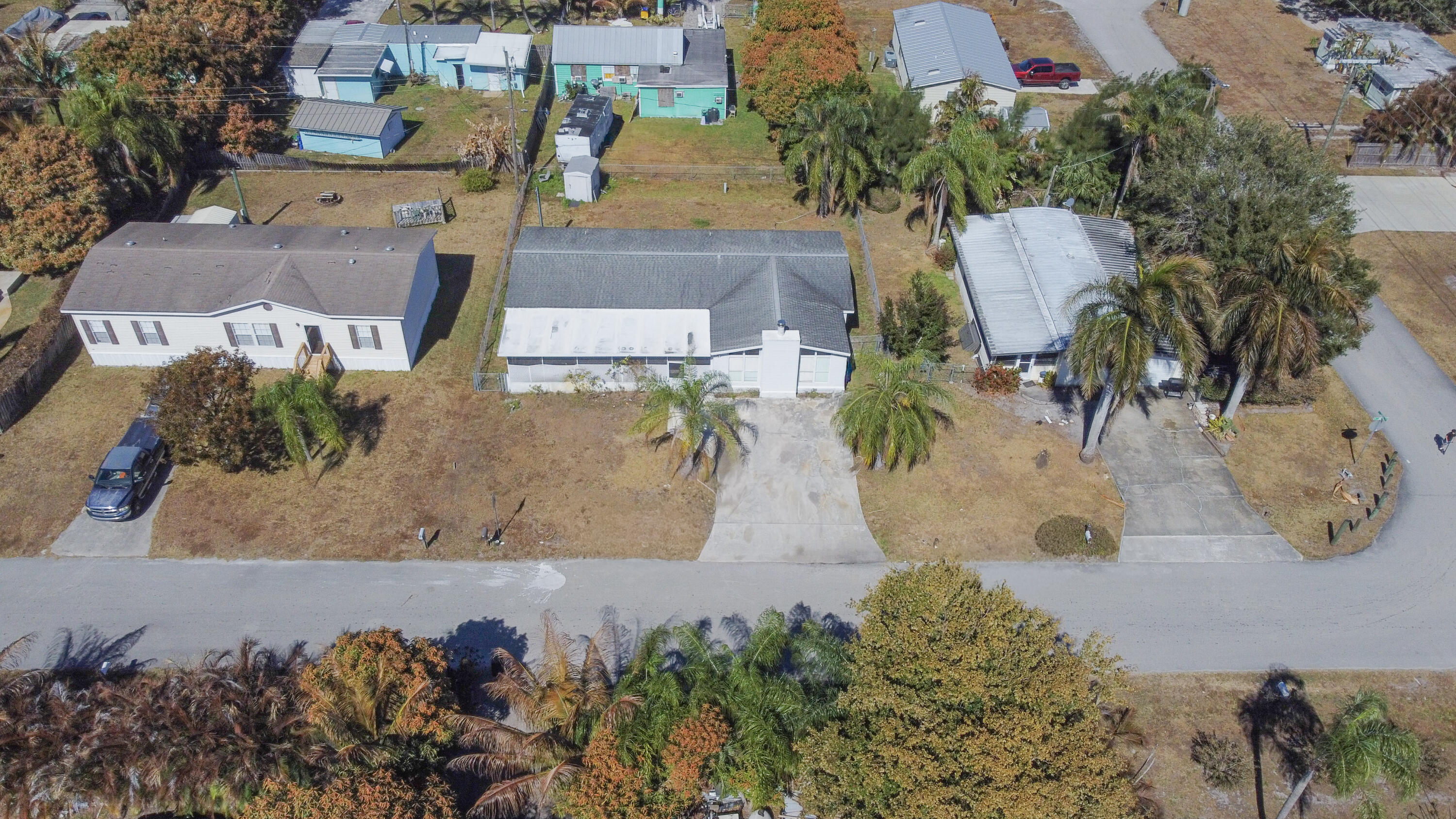 2671 Southeast Janet Street Stuart, FL 34997 - Photo 4 of 29 5-DJI_0356