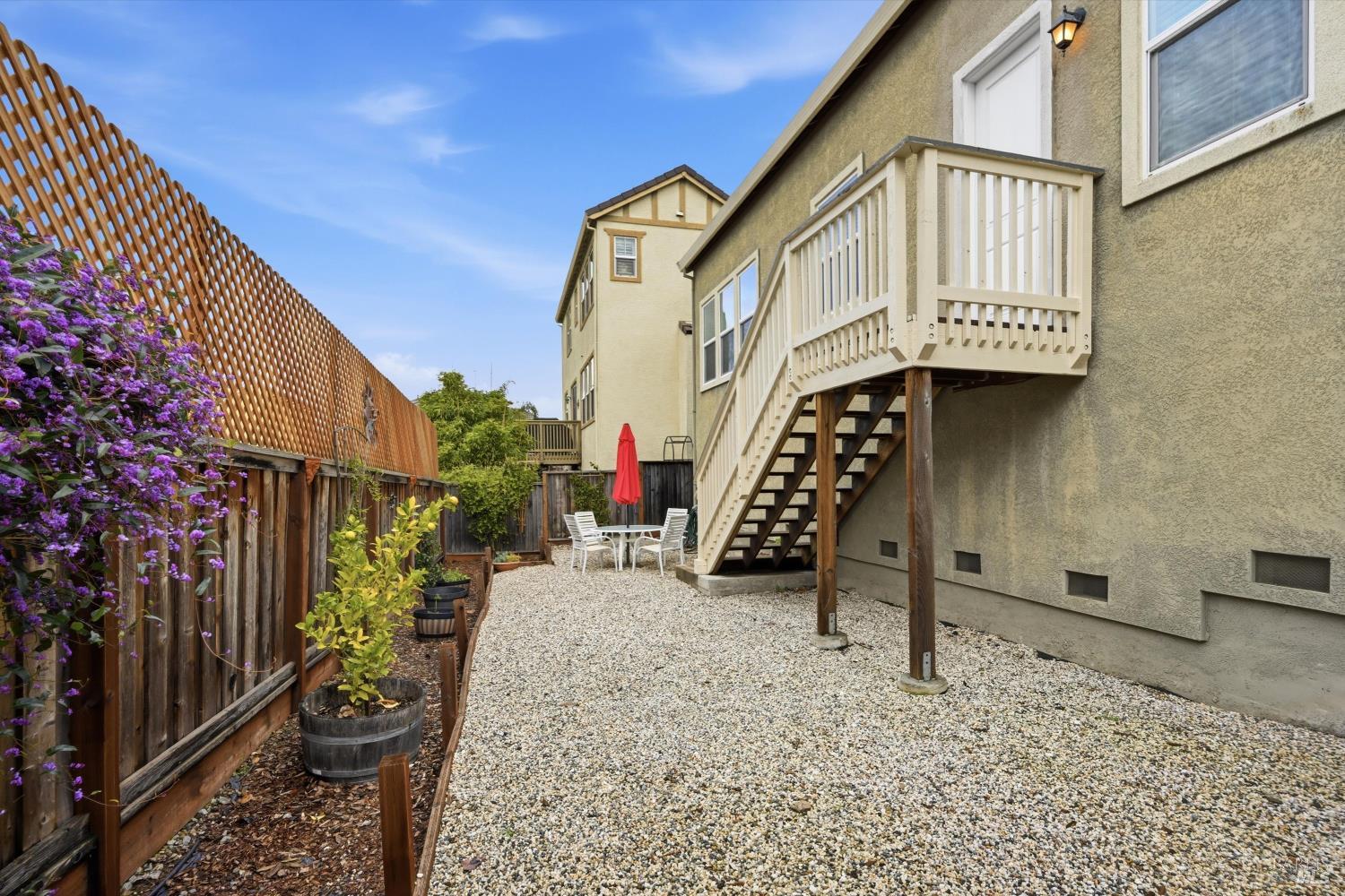 2017 Verbena Drive Santa Rosa, CA 95404 - Photo 33 of 36