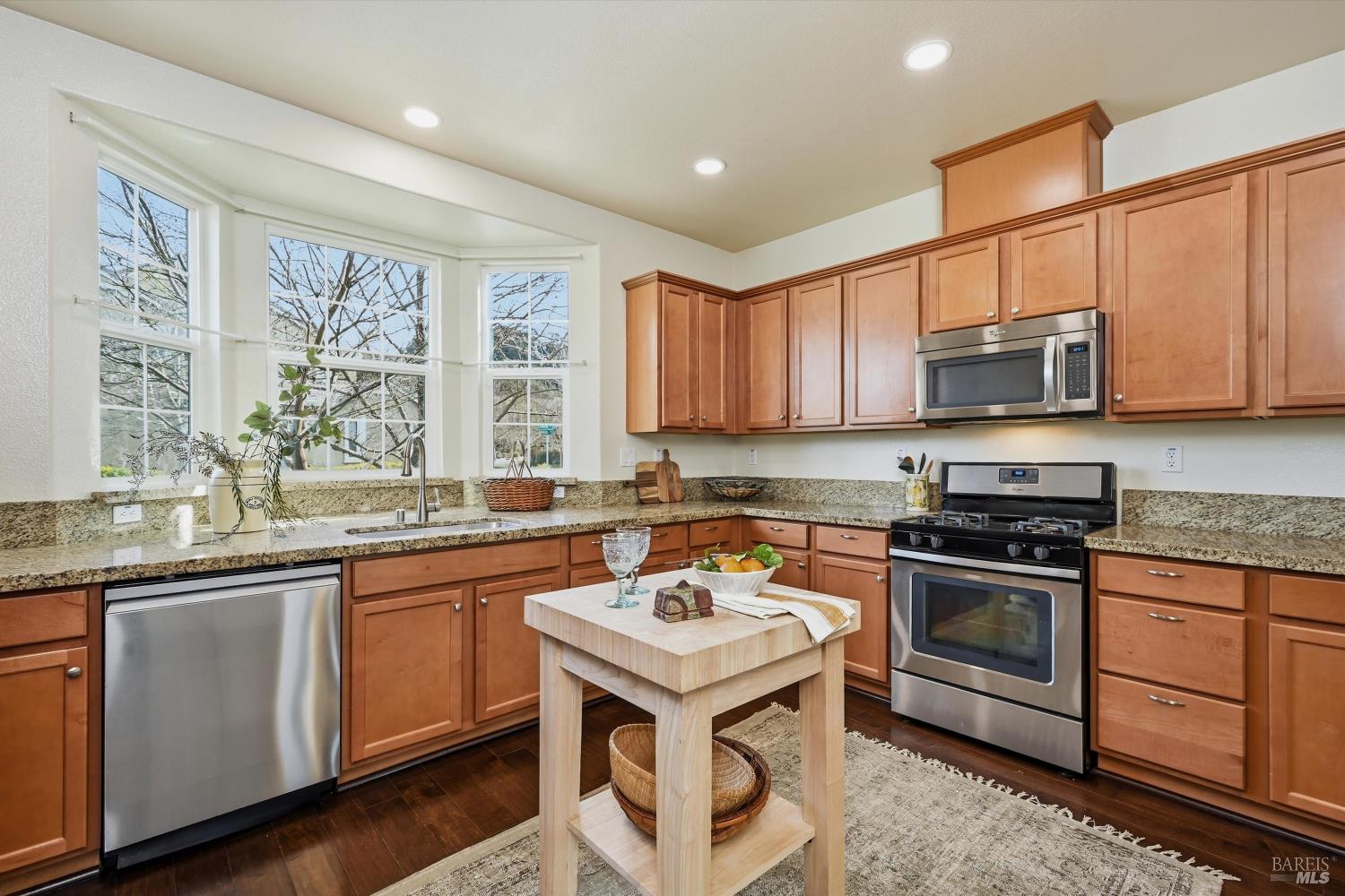 2017 Verbena Drive Santa Rosa, CA 95404 - Photo 6 of 33