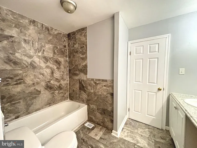 $200,000 | 52 Memphis Court, Sicklerville, NJ 08081