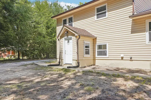 $279,900 | 1379 Juniper Lake Road, West End, NC 27376