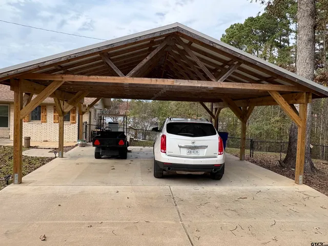 $535,000 | 20480 Clearwater Circle, Flint, TX 75762