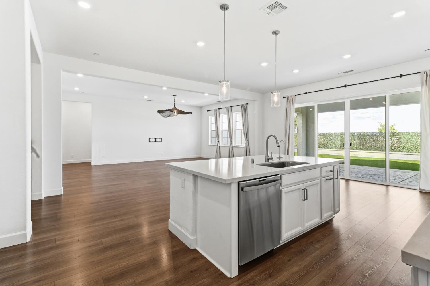 7606 Afonso Way Elk Grove, CA 95757 - Photo 22 of 79