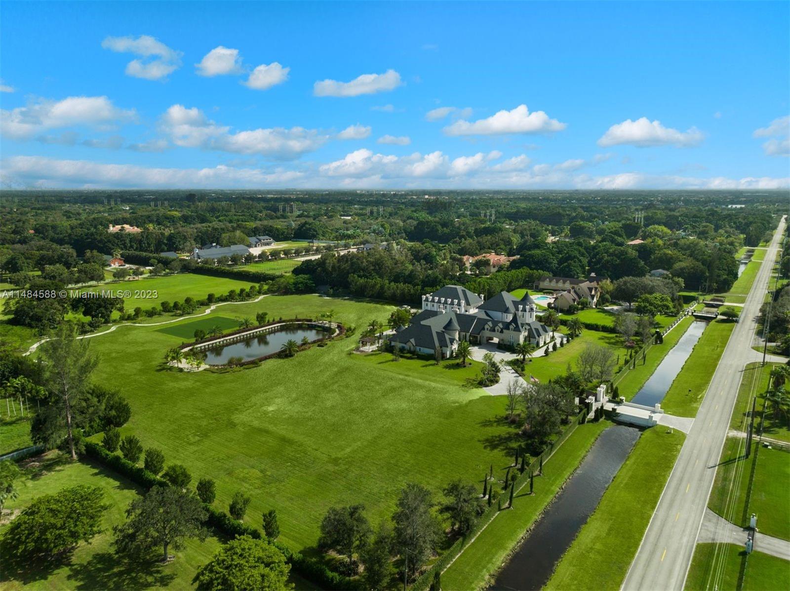 6232 Hancock Road Southwest Ranches, FL 33330 - Photo 4 of 33 a view of a city