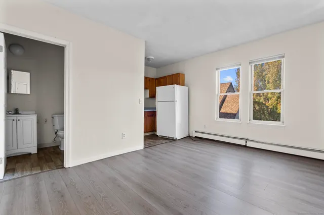 $1,250 | 174 Ashley Street, Unit C3, Hartford, CT 06105