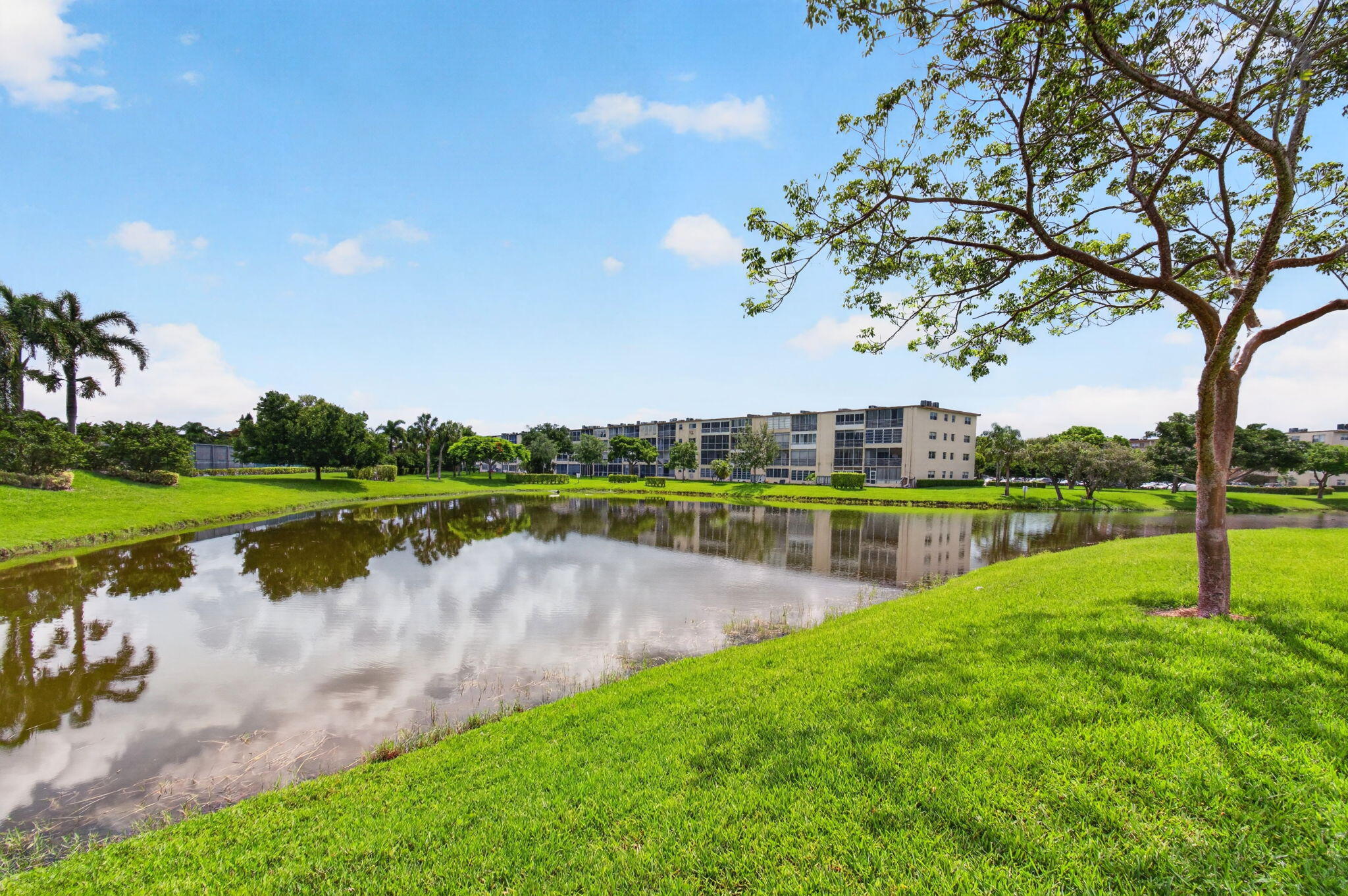 4048 Rexford Drive, Unit 4048 Boca Raton, FL 33434 - Photo 44 of 106 49-web-or-mls-DSC_5417