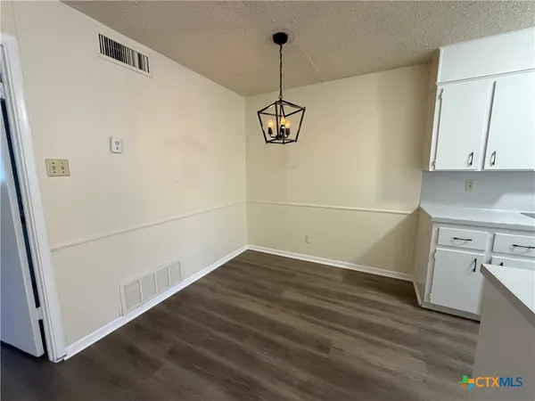 $650 | 2902 Lake Road, Unit 7, Killeen, TX 76543