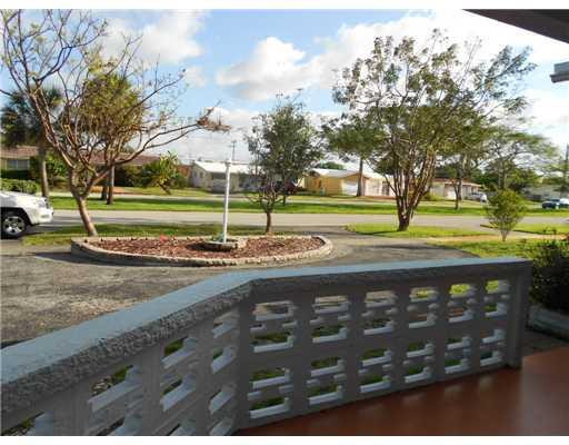 4630 West Park Road Hollywood, FL 33021 - Photo 17 of 17 Exterior Front