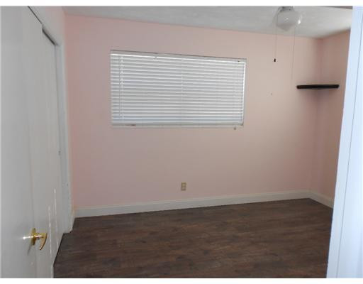 4630 West Park Road Hollywood, FL 33021 - Photo 8 of 17 Bedroom