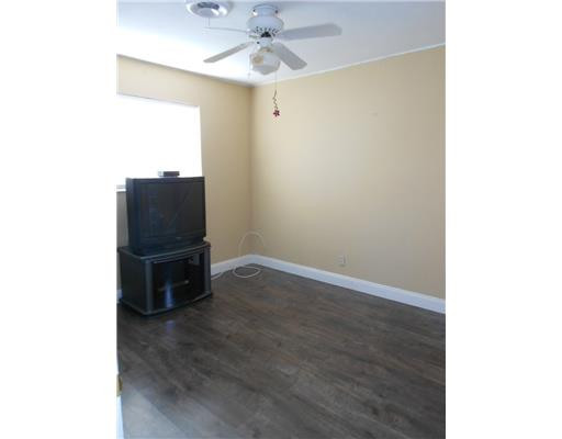 4630 West Park Road Hollywood, FL 33021 - Photo 10 of 17 Bedroom