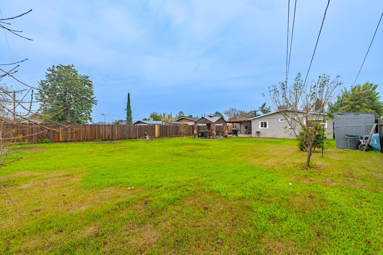 1595 East 26th Street Merced, CA 95340 - Photo 30 of 34 a view of an outdoor space and a yard