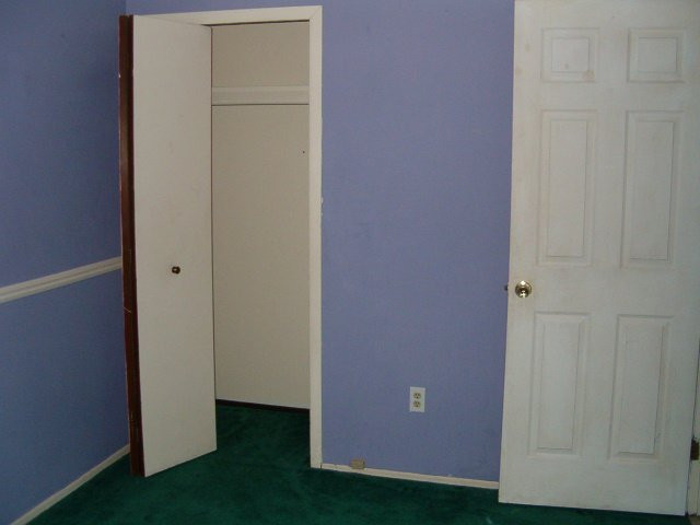 528 Robinson Road Jackson, MI 49203 - Photo 3 of 11 Photo 3