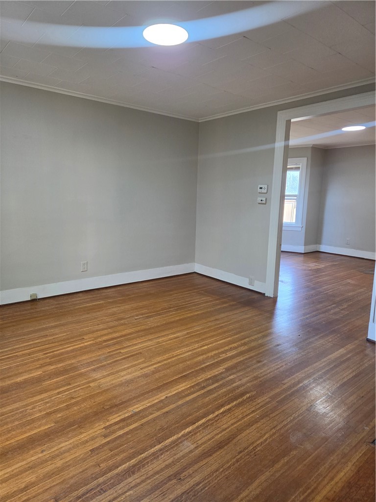 21 Gardiner Park, Unit LOWR Rochester, NY 14607 - Photo 9 of 23 Front room/bedroom
