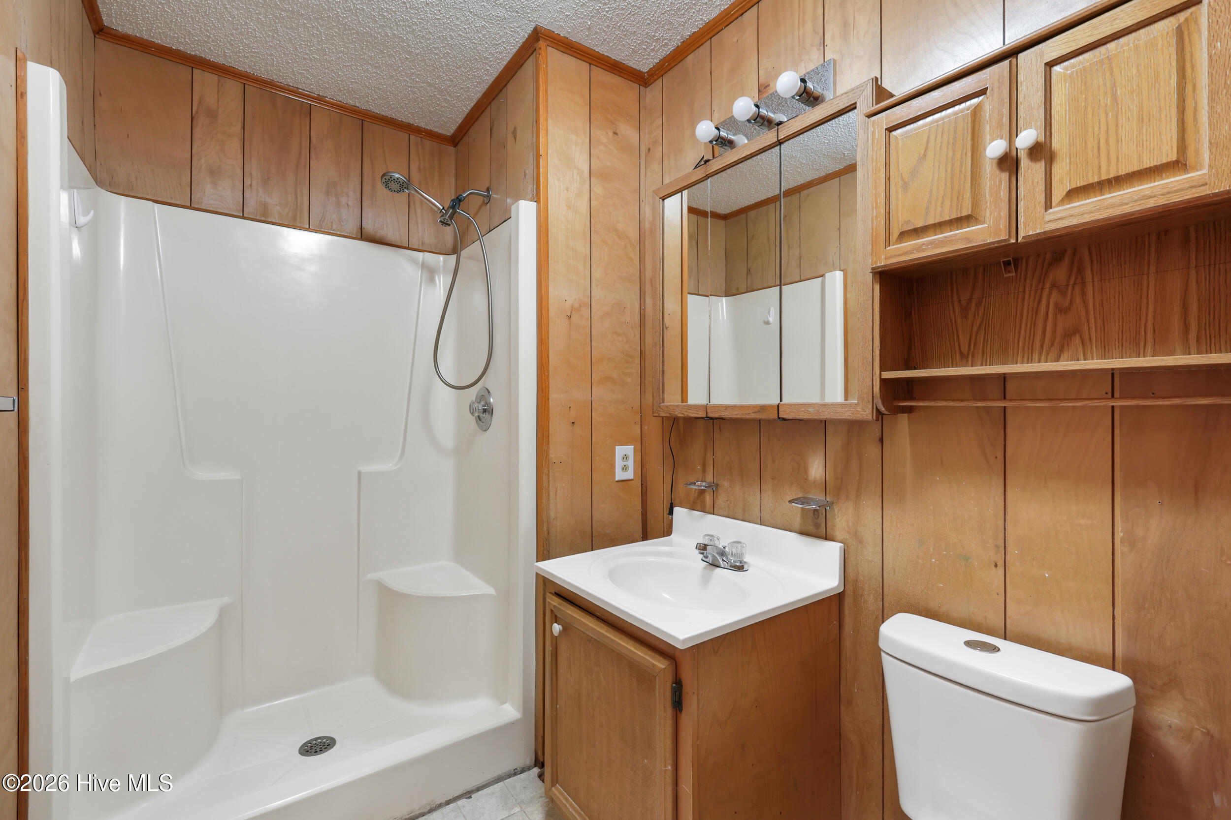 1021 Filmore Road Southport, NC 28461 - Photo 18 of 88 Primary en suite bath