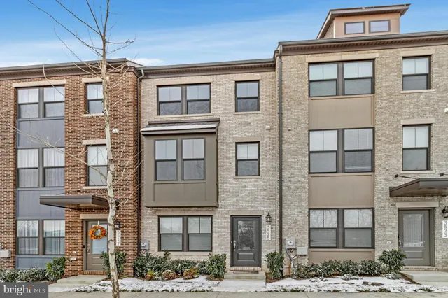 $475,000 | 3525 Carnaby Street, Hyattsville, MD 20782