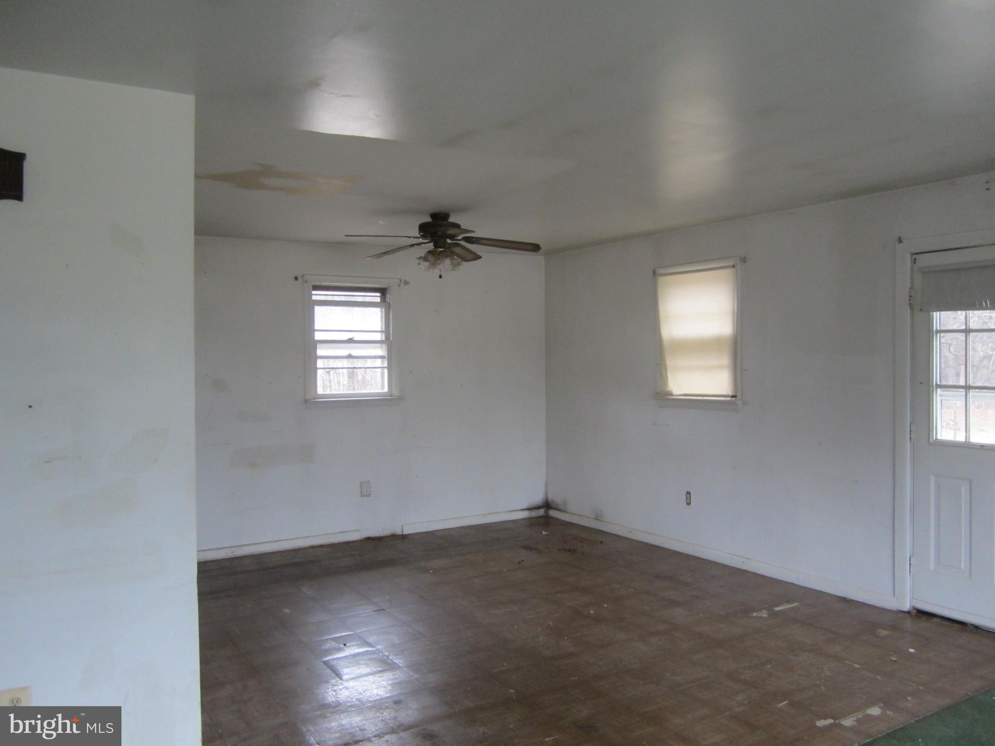 7860 Solomons Island Road Owings, MD 20736 - Photo 2 of 12